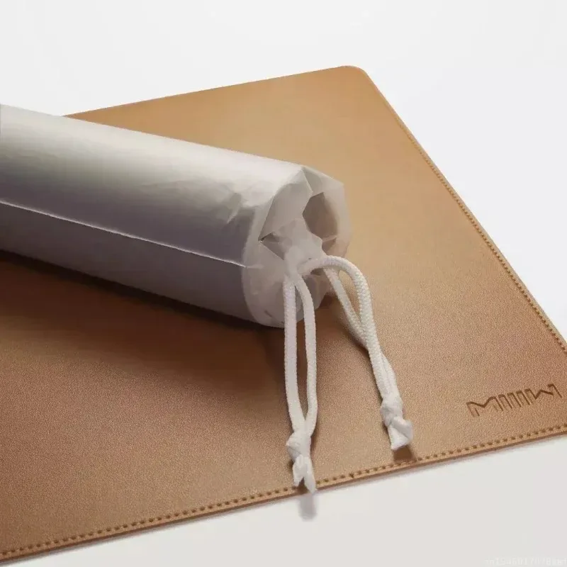 xiaomi-miiiw-pu-leather-waterproof-mouse-pad-5.webp
